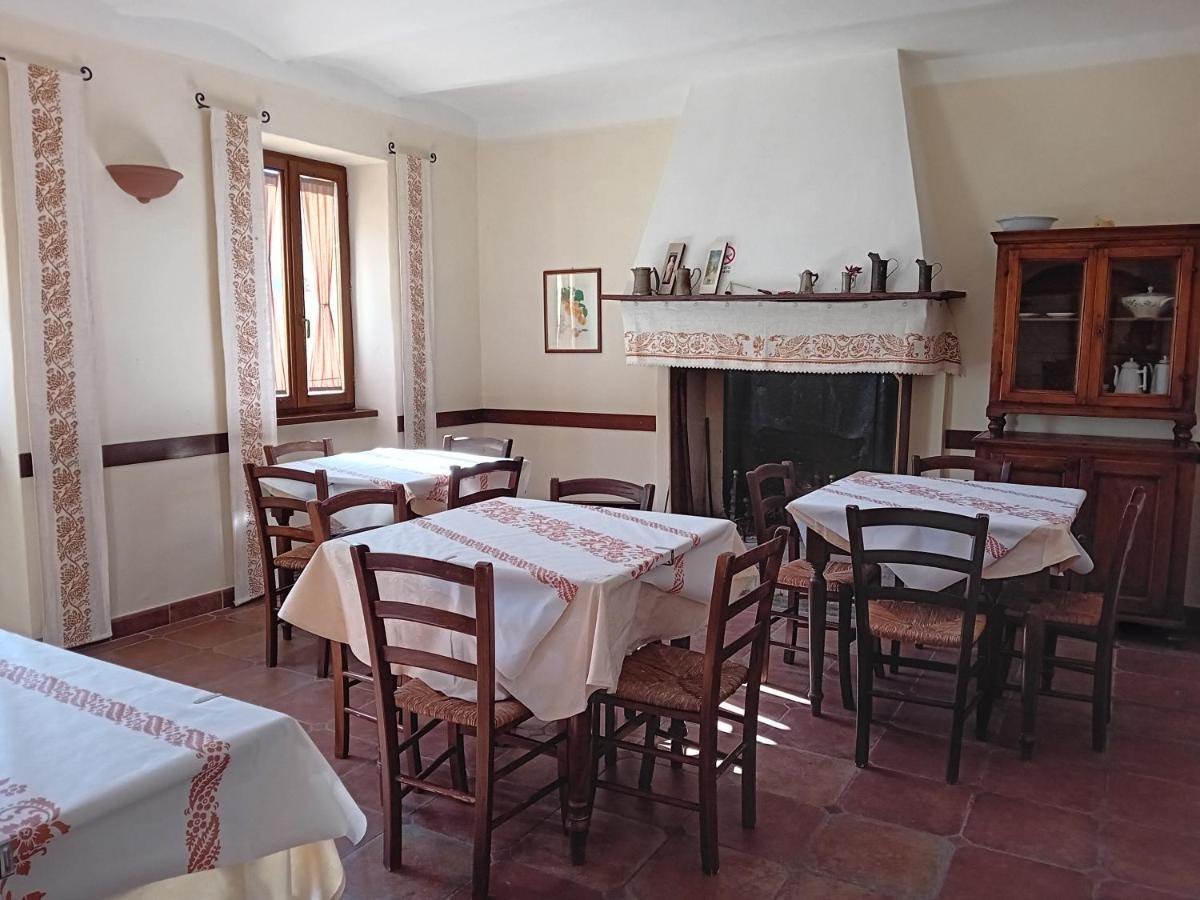 우르바니아 Agriturismo Valpietro B&B 외부 사진